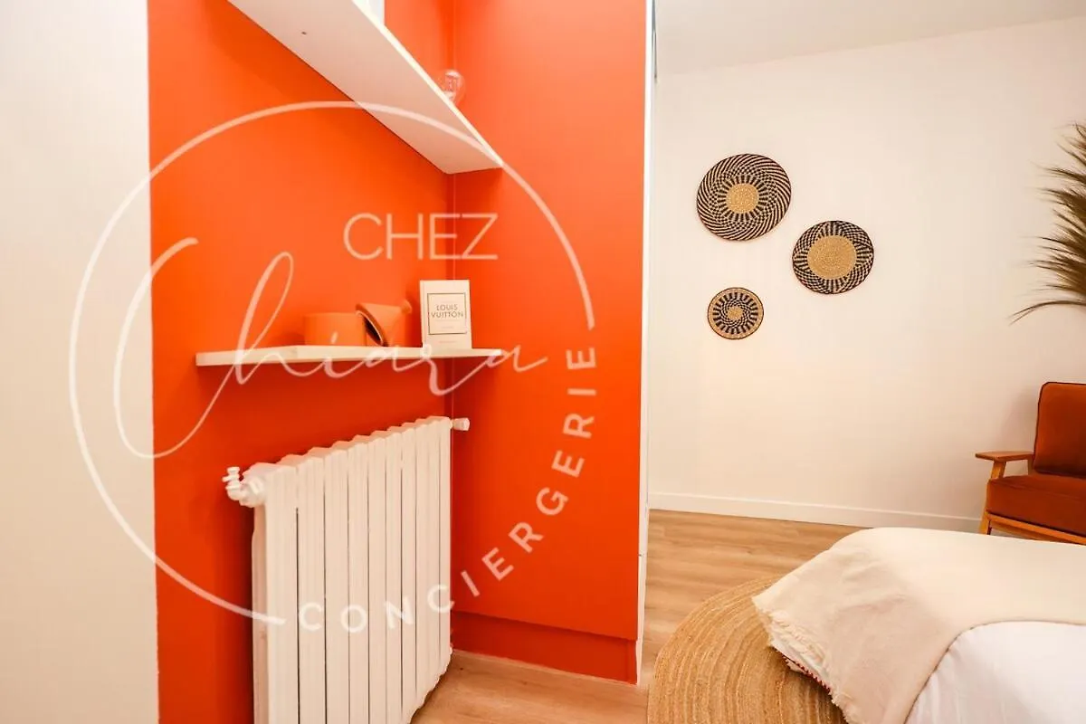 Charming And Modern Flat Appartement Parijs